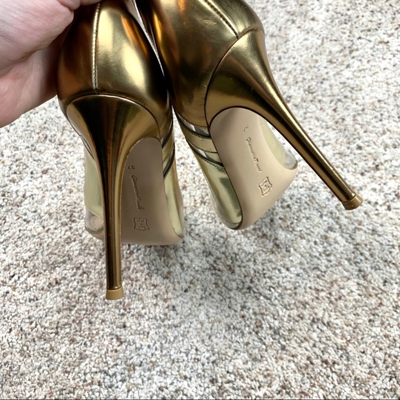 Gianvito Rossi Perspex Panel Metallic Leather Pump - Picture 11 of 13